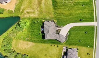 4025 Lochview Ct, Bargersville, IN 46106