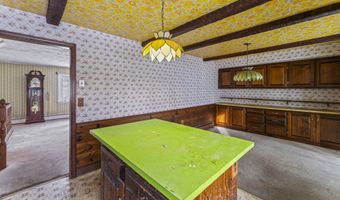 32 Brentwood Dr, Bloomfield, CT 06002