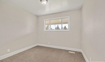 2285 Curlew Dr, Ammon, ID 83406