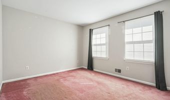 6 Huckleberry Ln, New Egypt, NJ 08533