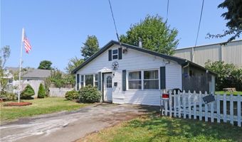 10 Woolsey Rd, Middletown, RI 02842