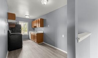 9993 Allen Pointe Dr, Allen Park, MI 48101