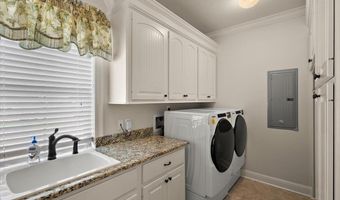 822 Osagian Cir, Brandon, MS 39042