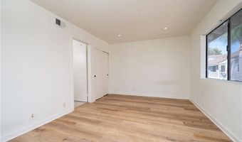 25 Clover Ln 359, Aliso Viejo, CA 92656