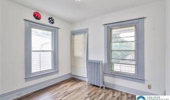 128 S West St, Allentown, PA 18102