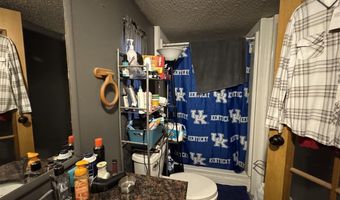 670 Walkers Chapel Rd, Adolphus, KY 42164