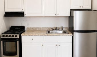 8 Summer St 2A, Bristol, CT 06010
