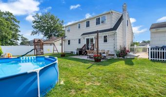 728 NEPTUNE Ave, Beachwood, NJ 08722