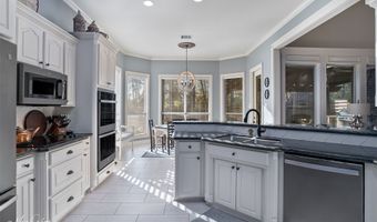 1310 Bay Ridge Dr, Benton, LA 71006