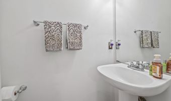 6428 WARREN POINT Ct, Alexandria, VA 22315