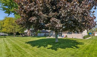 7253 Flamingo Rd, Algonac, MI 48001