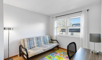 2430 S Shag Bark Trl, Arlington Heights, IL 60005