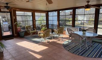 5686 Golden Isle W, Baxley, GA 31513