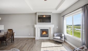 2420 3rd Ave SE, Altoona, IA 50009