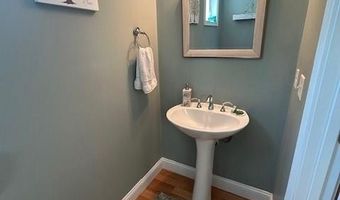 270 Station St, Coventry, RI 02816