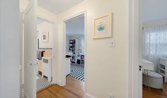 930 Massachusetts Ave 5, Arlington, MA 02476