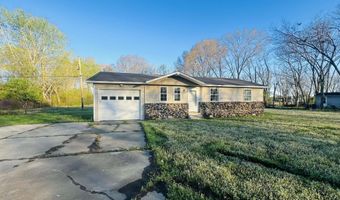 723 E Center St, Beebe, AR 72012