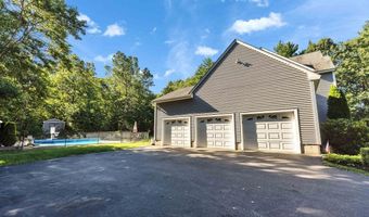 195 Steam Mill Rd, Auburn, NH 03032