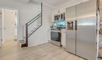 702 E 5th St, Auburn, IN 46706