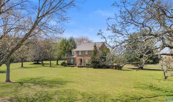 2072 Walnut St, Albertville, AL 35950