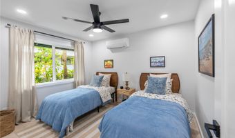 1232 Hele St, Kailua, HI 96734