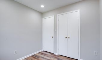 5713 LAWSONS HILL Ct, Alexandria, VA 22310