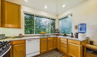 444 Tanglewood Rd, Arcata, CA 95521