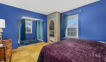 599 E Main Rd, Middletown, RI 02842