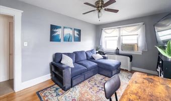 14 Magnolia St, Bergenfield, NJ 07621