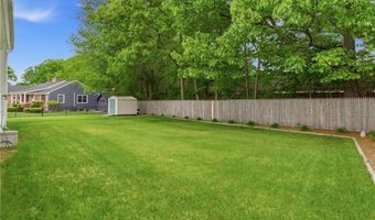 35 Superior View Blvd, North Providence, RI 02911