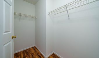 235 W HOPE Ct, Bear, DE 19701