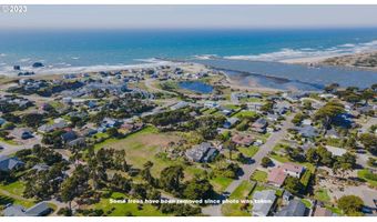 Eighth Street SW, Bandon, OR 97411