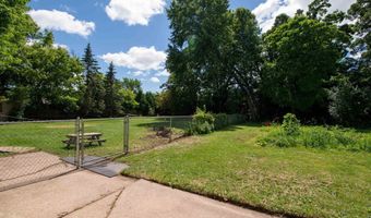 2443 E WISCONSIN Ave, Appleton, WI 54911