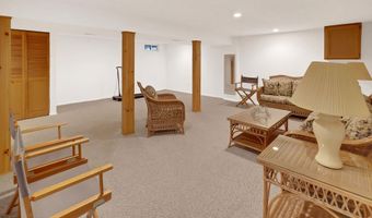 644 Berkeley Ave, Beachwood, NJ 08722
