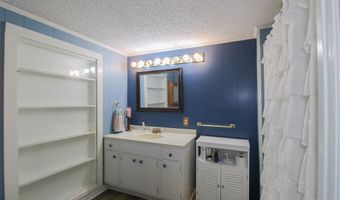 2590 McConnell Bridge Rd, Adel, GA 31620