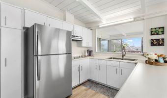 2235 Akeukeu St, Pearl City, HI 96782