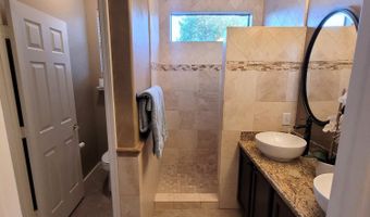 2527 W WARREN Dr, Anthem, AZ 85086