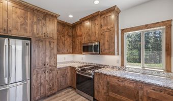 273 Paradise Valley Rd, Bonners Ferry, ID 83805