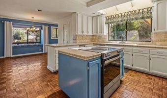 3209 Mary Ln, Escondido, CA 92025