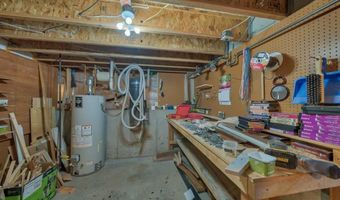 3326 Frisby Ave, Cody, WY 82414