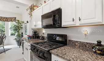 35 Hampton Cir, Bluffton, SC 29909