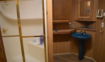 70 Green Head Ln, Altheimer, AR 72004
