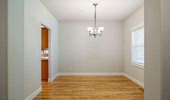 20651 NE Sierra Dr, Bend, OR 97701