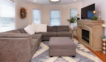 435 Cabot St B, Beverly, MA 01915