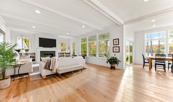 90 E LAKE Dr, Annapolis, MD 21403