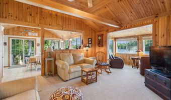 92 Red Gate Ln, Acton, ME 04001