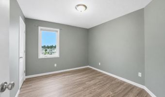 713 Bailey Ct, Angola, IN 46703
