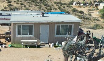 20421 Riverview Rd, Apple Valley, CA 92308