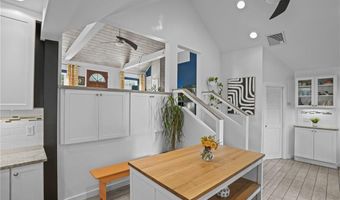 30 Eldredge Ave, East Greenwich, RI 02818