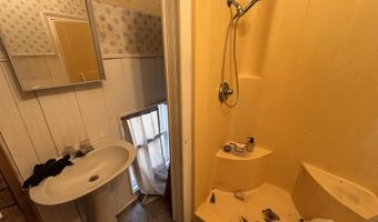 1407 Michigan Ave, Alma, MI 48801